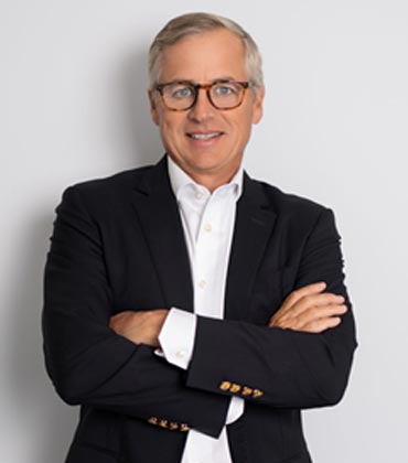 David Dillmeier CEO,  Dillmeier Glass Company | Retail Business Review | Top Retail Display Services Providers